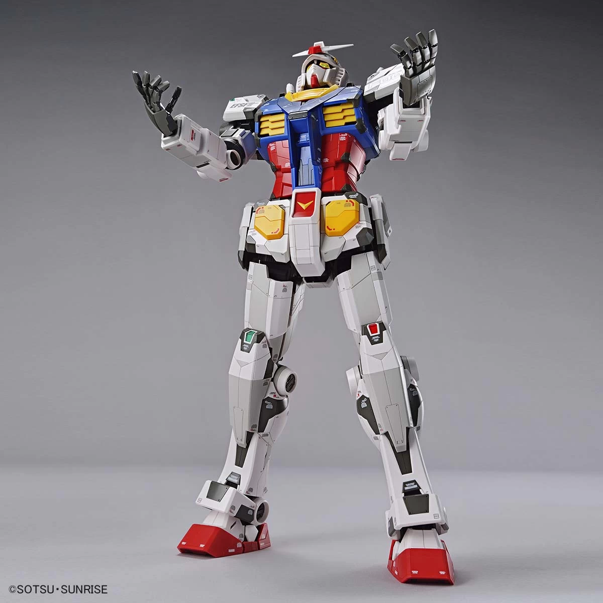 1/48 RX-78F00 GUNDAM YOKOHAMA (LIMITED) 5 1/48 RX-78F00 GUNDAM YOKOHAMA (LIMITED) – Image 3
