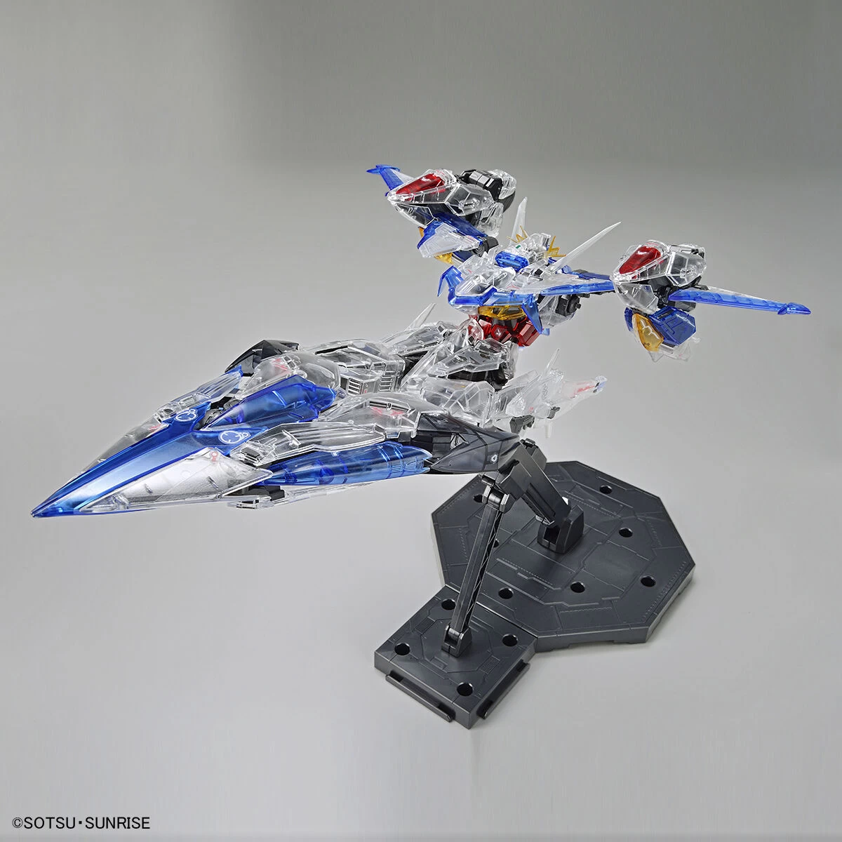 MG 1/100 ECLIPSE GUNDAM CLEAR COLOR 6 MG 1/100 ECLIPSE GUNDAM CLEAR COLOR – Image 4