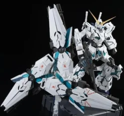PG 1/60 UNICORN GUNDAM – FINAL BATTLE VER. -Figurines Du Modèle BANML160403 2000x