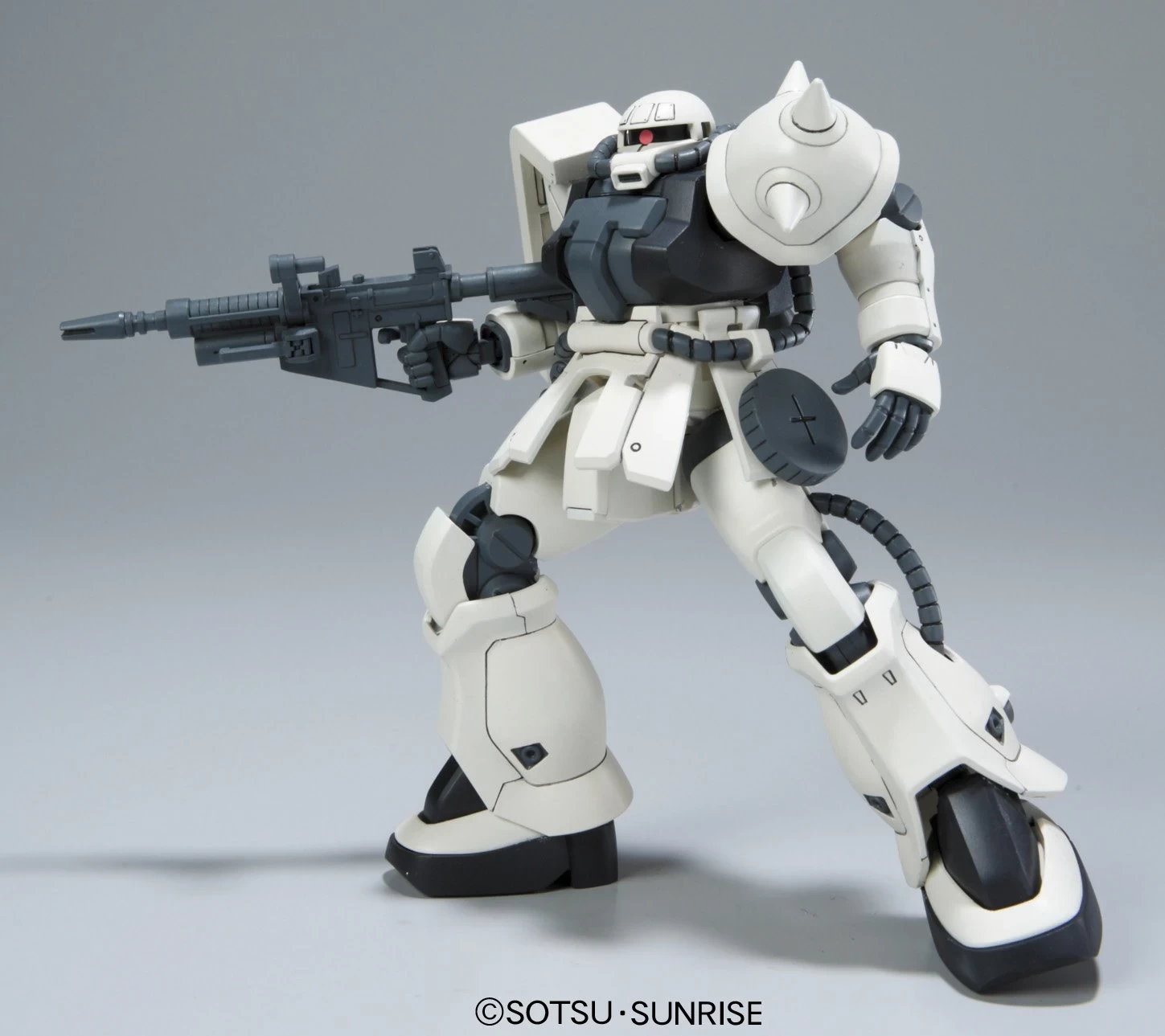 HGUC MS-06F-2 ZAKU II F2 (E.F.S.F. Ver.) 6 HGUC MS-06F-2 ZAKU II F2 (E.F.S.F. Ver.) – Image 4