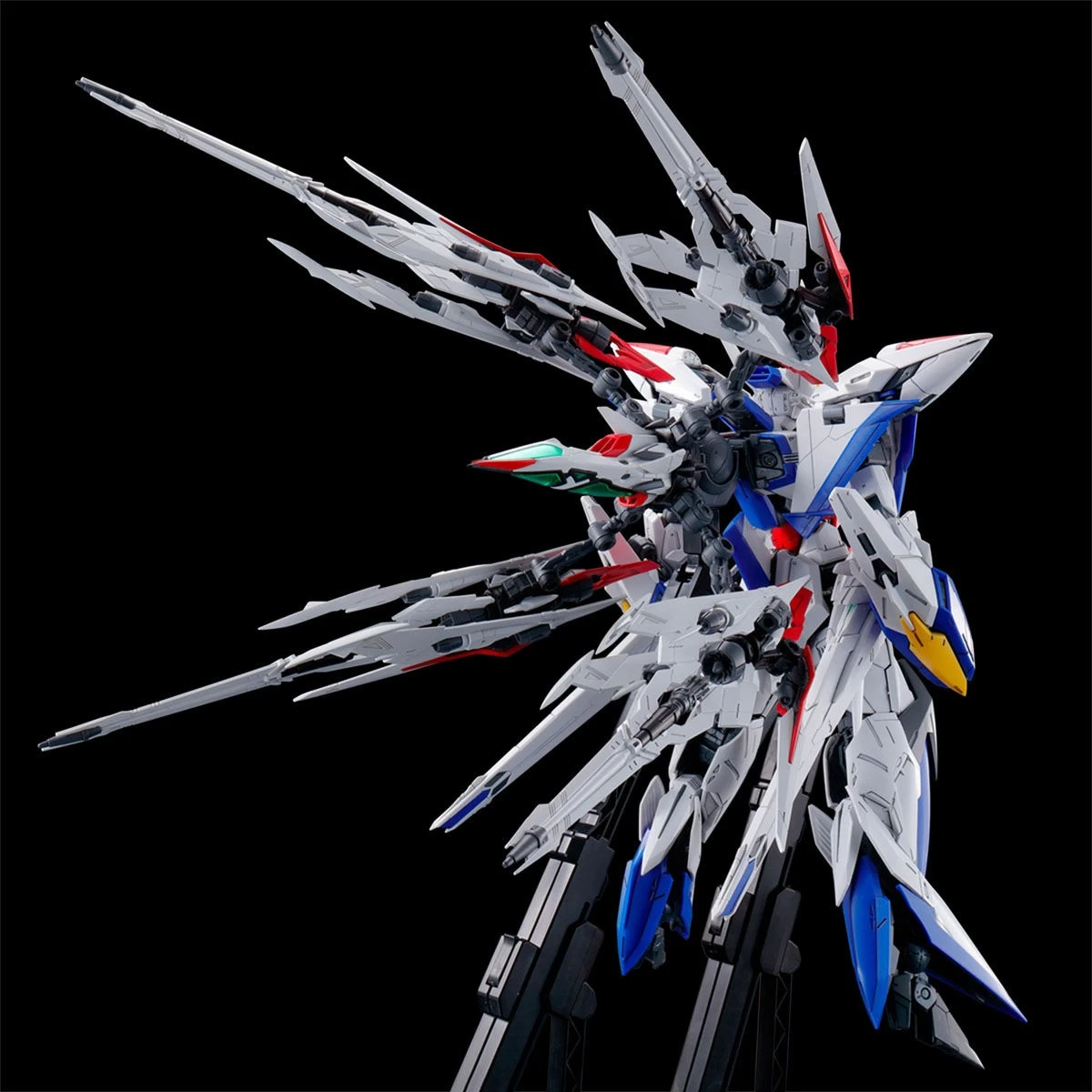 MG 1/100 MANEUVER STRIKER PACK FOR ECLIPSE GUNDAM 12 MG 1/100 MANEUVER STRIKER PACK FOR ECLIPSE GUNDAM – Image 10